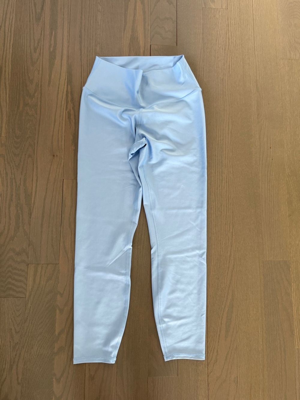 ALO Yoga Light Blue High-Waist Leggings (airlift)